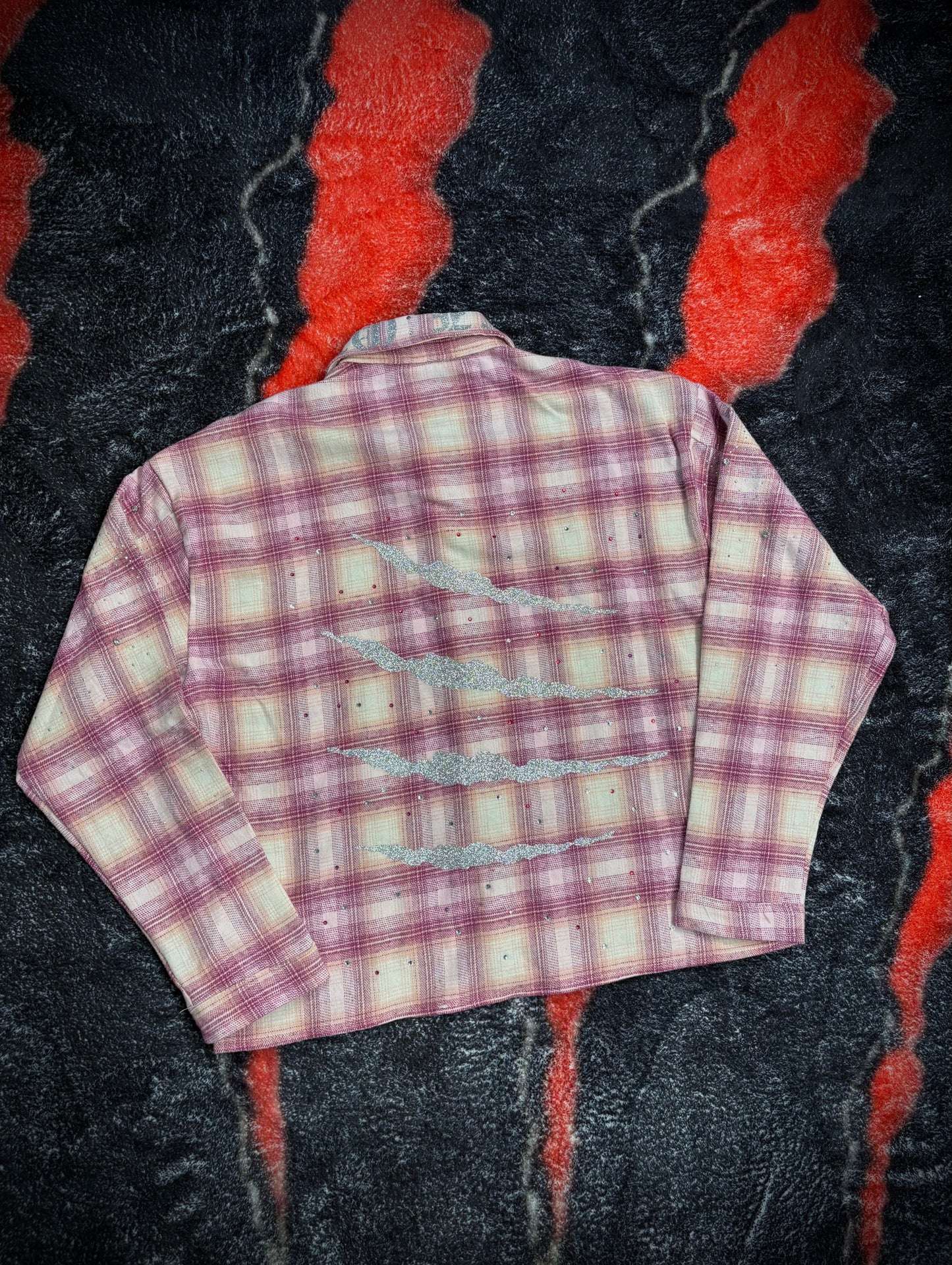 CHECKERED LONG FLAKE PINK VVS