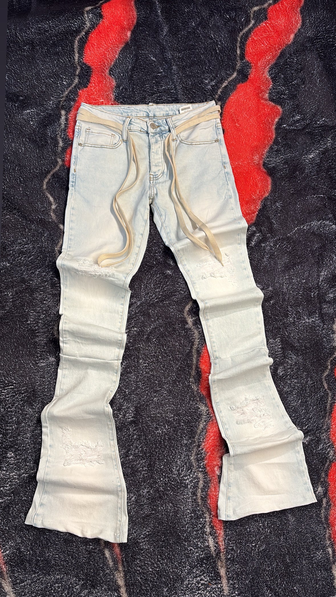 STACKED LIGHT BLUE ROPES