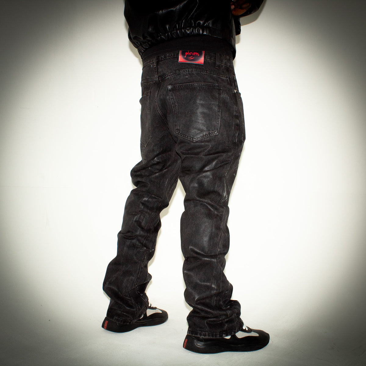 FLARED BLACK WAXED