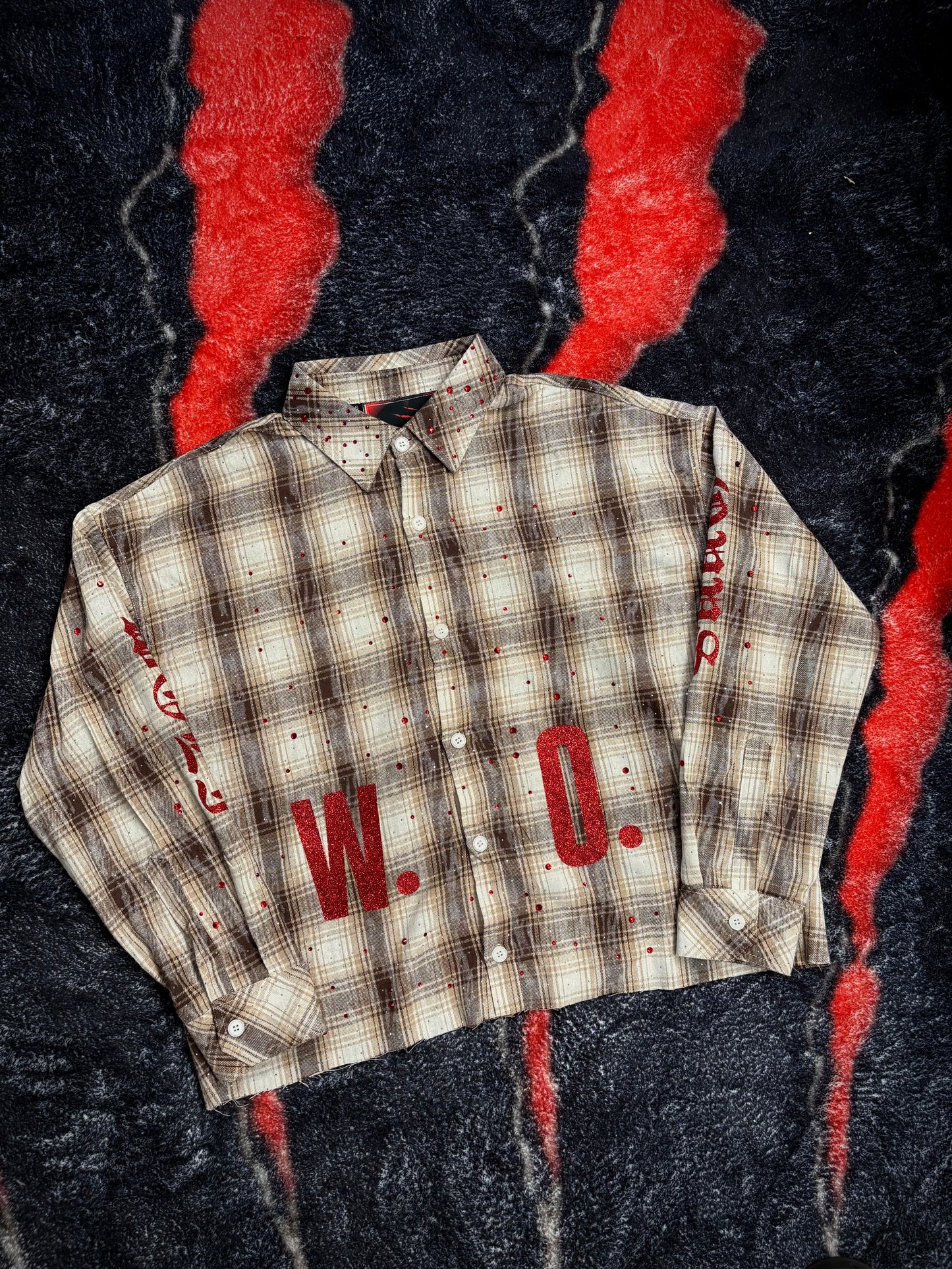 CHECKERED LONG RED VVS