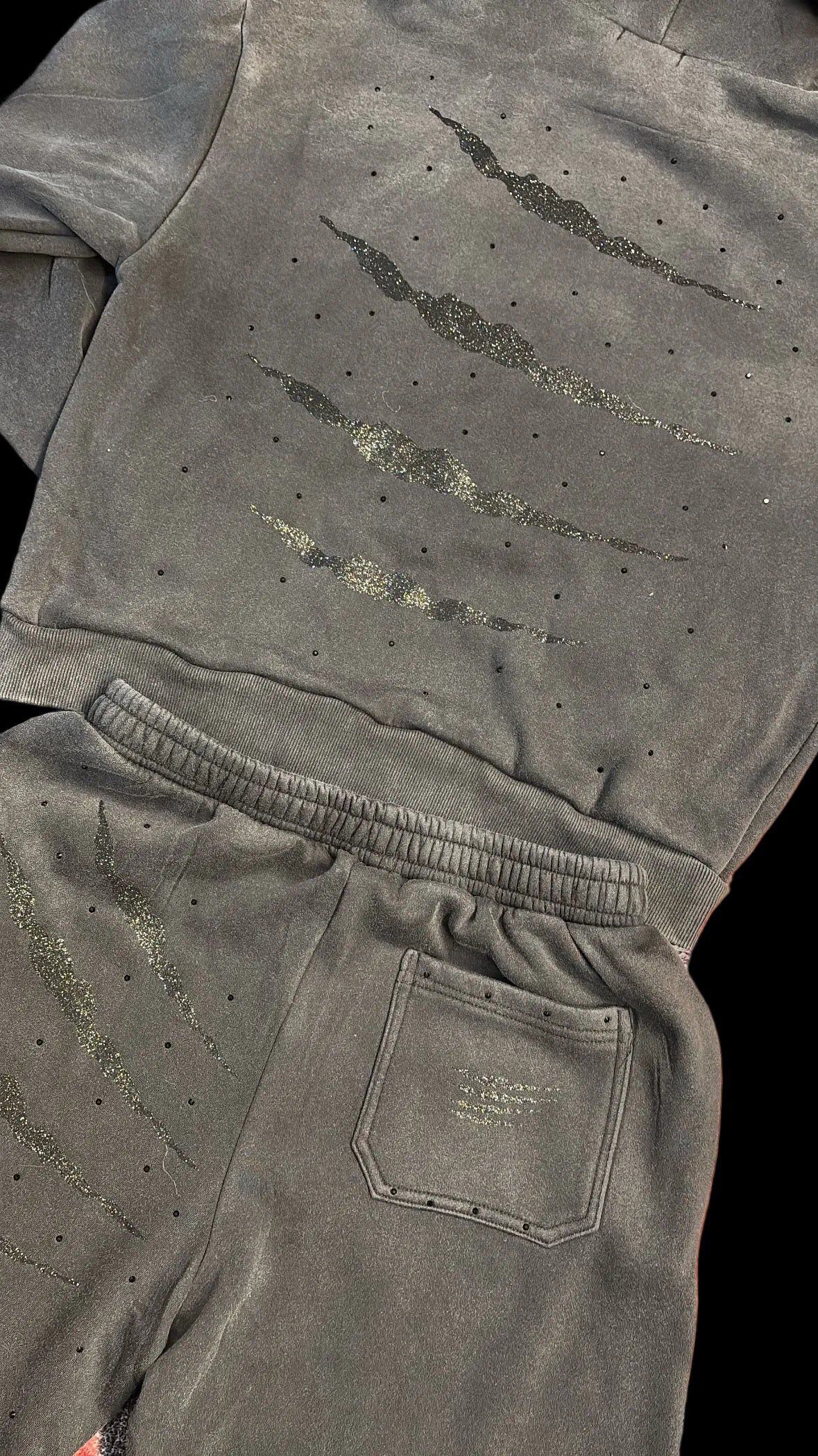 TRACK BLACK GLITTER WAR