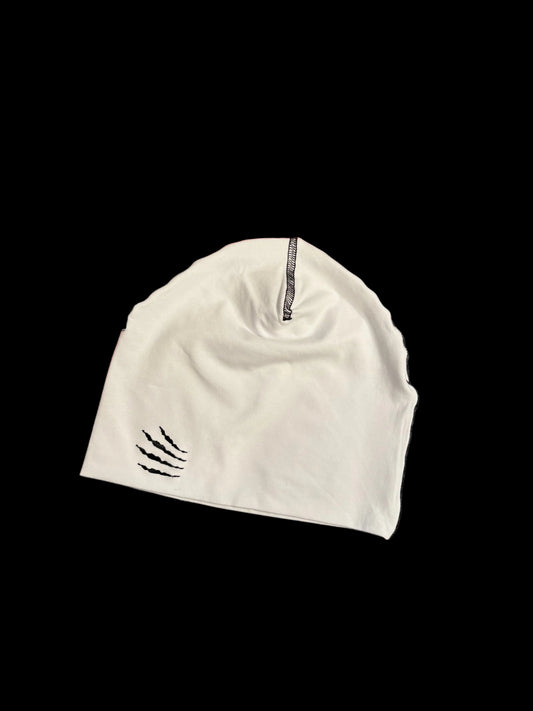 SKULL BEANY WHITE