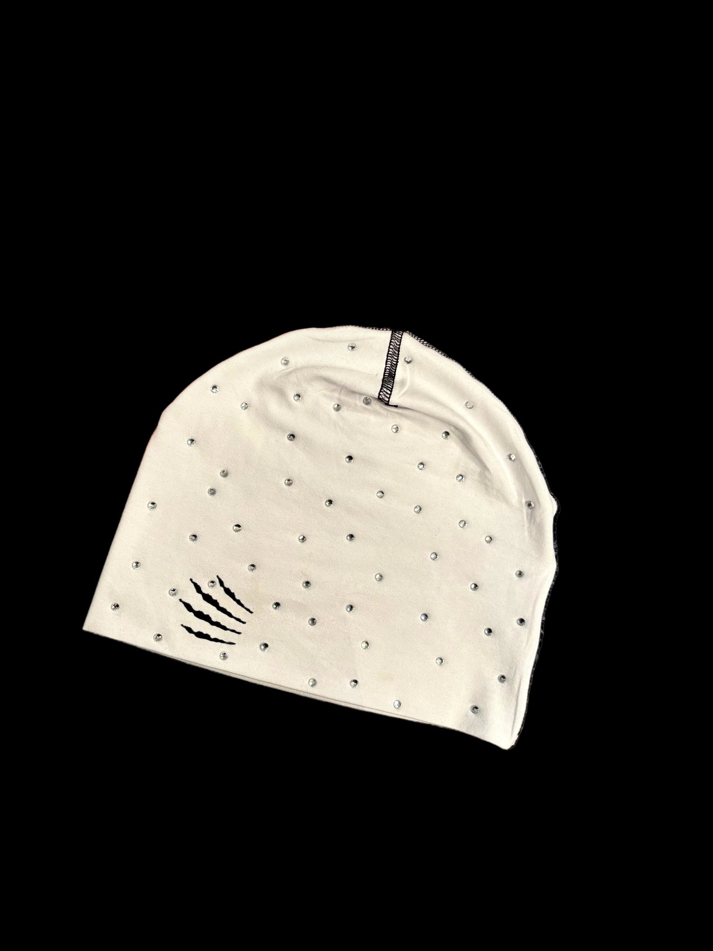 SKULL BEANY WHITE VVS